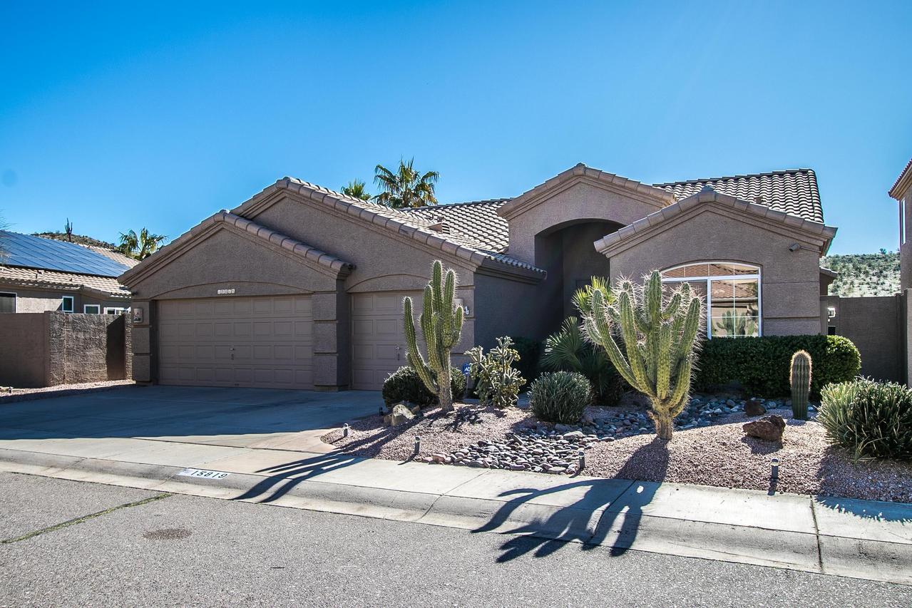 15819 S 1st Ave., Phoenix, AZ 85045