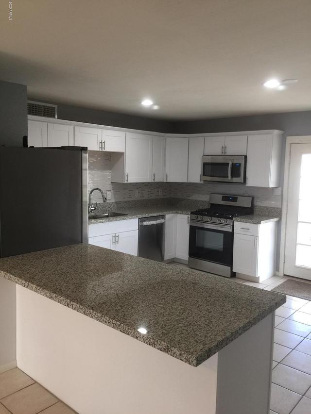 5322 W Mauna Loa Ln., Glendale, AZ 85306