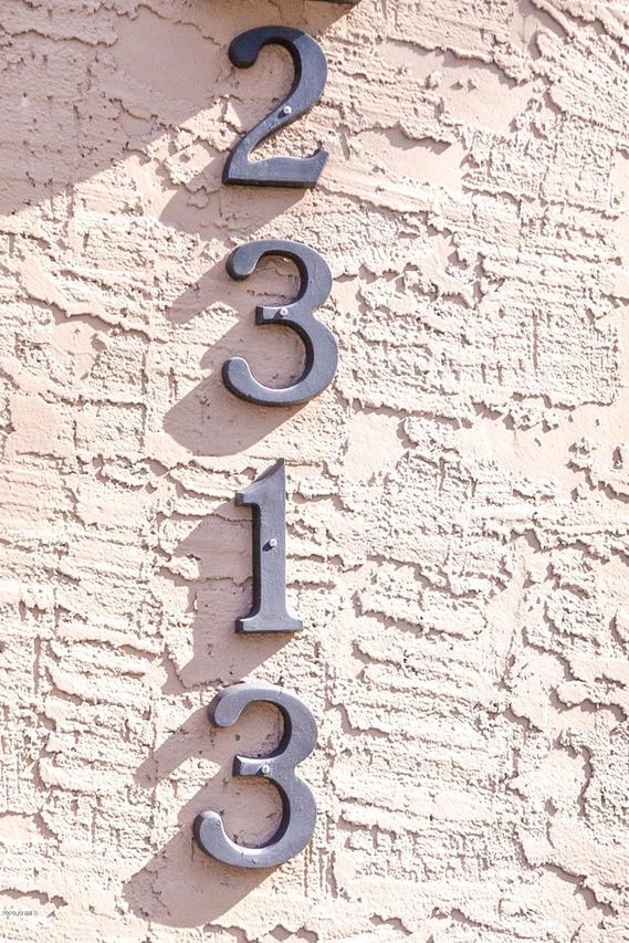 2313 S Grandview Ave., Tempe, AZ 85282