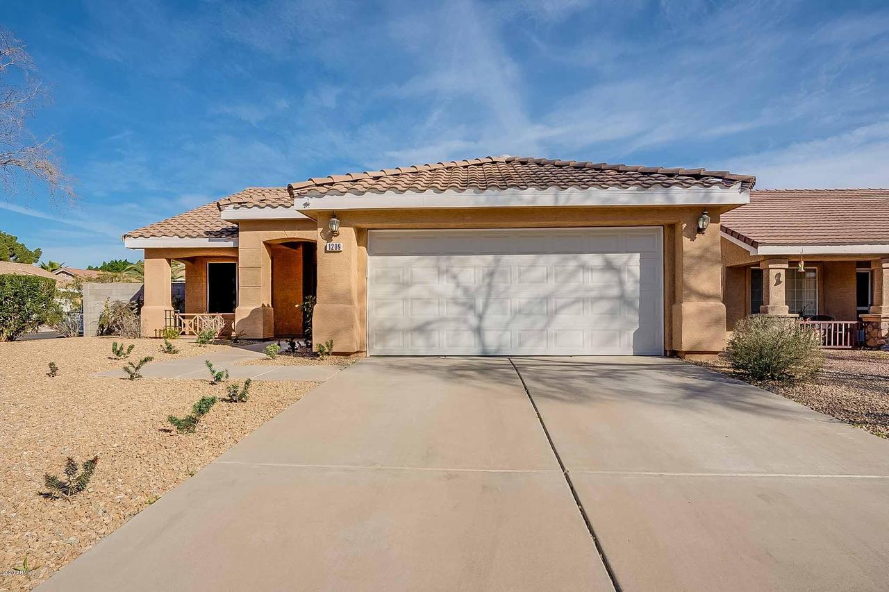1209 N Charles St., Gilbert, AZ 85233