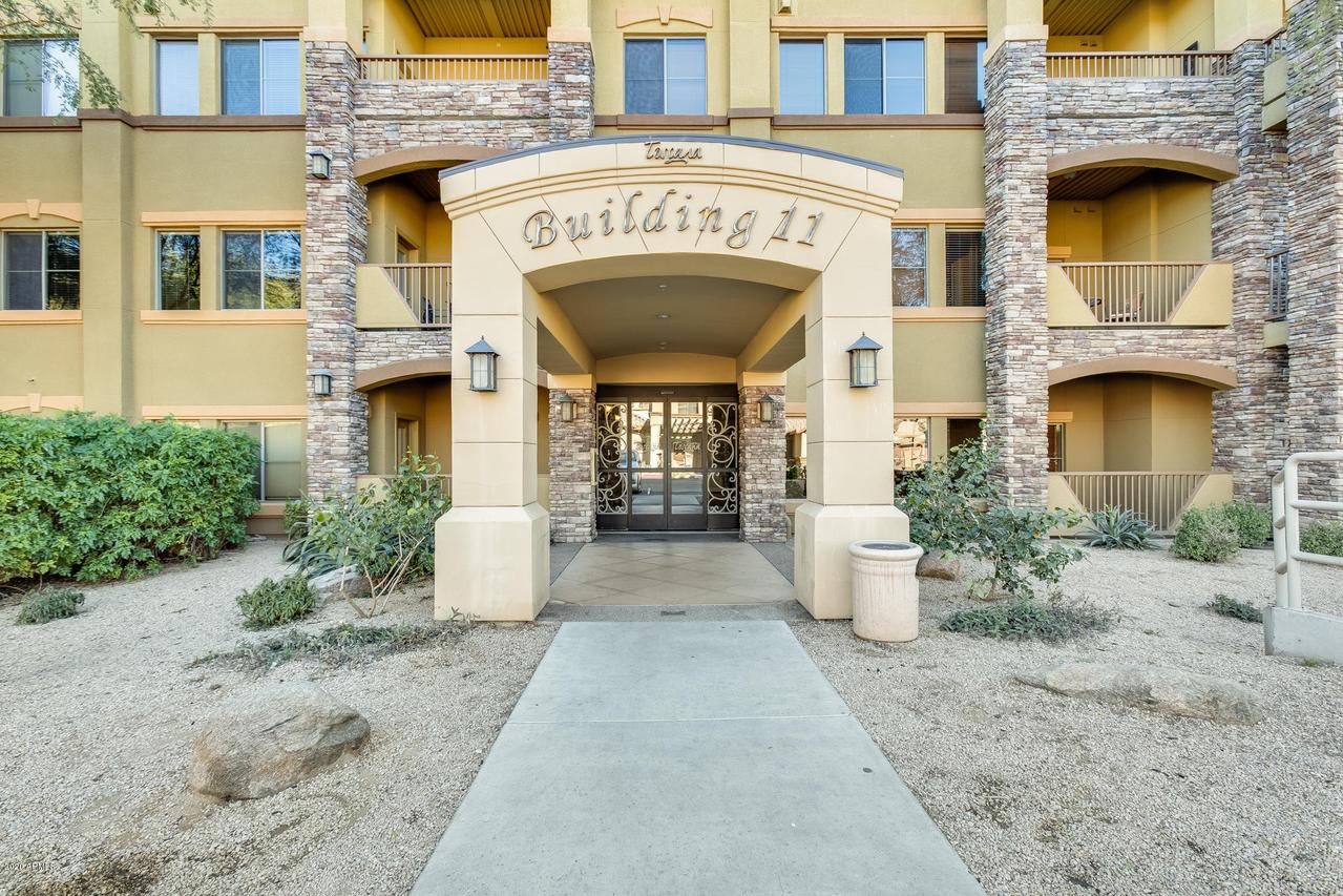 5450 E Deer Valley Dr. #2210, Phoenix, AZ 85054