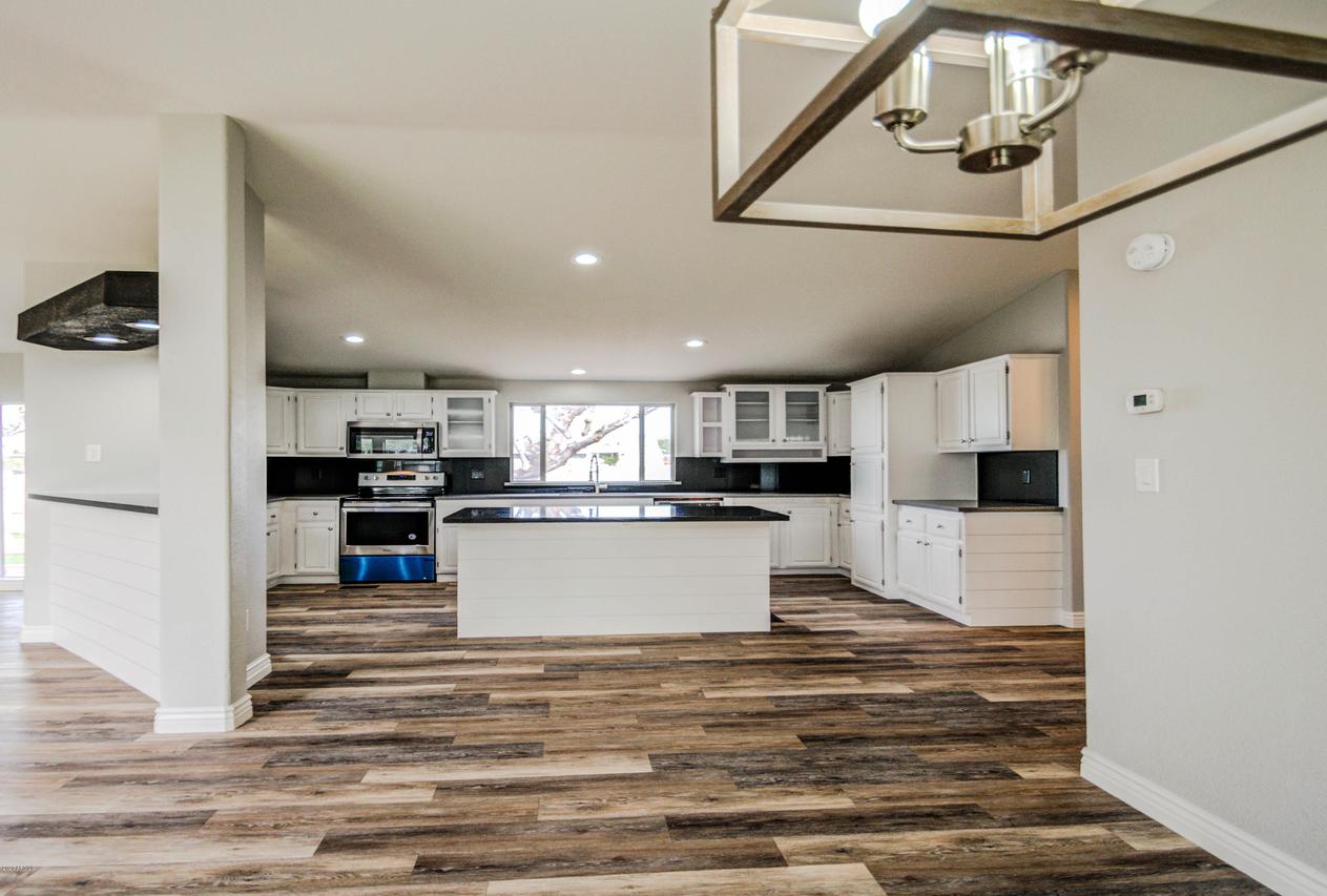 355 N 83rd St., Mesa, AZ 85207