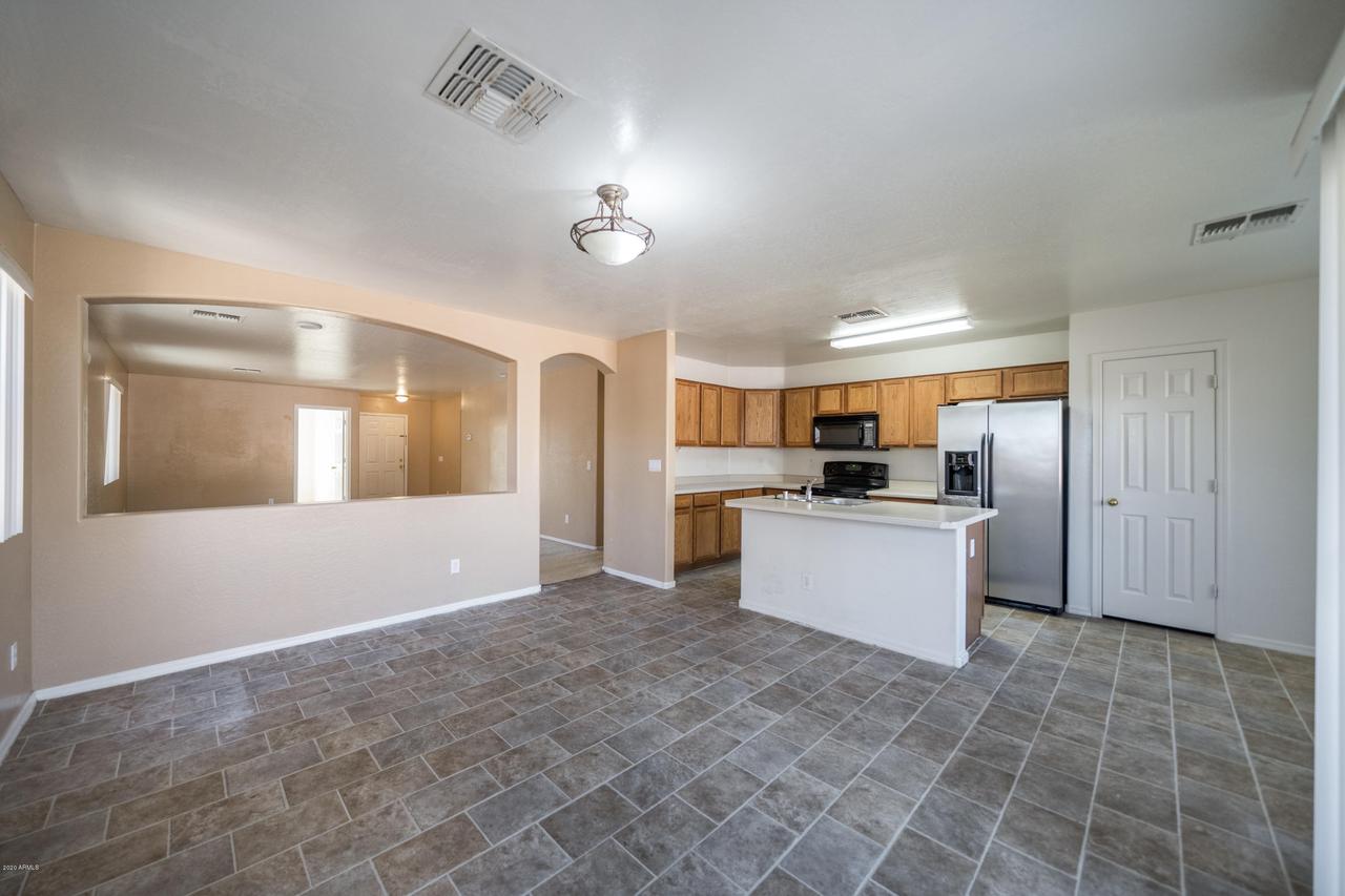 3306 W Hidalgo Ave., Phoenix, AZ 85041