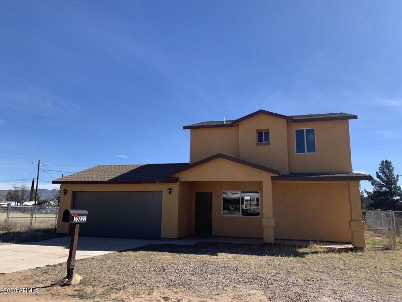 10221 S Honeysuckle Dr., Hereford, AZ 85615