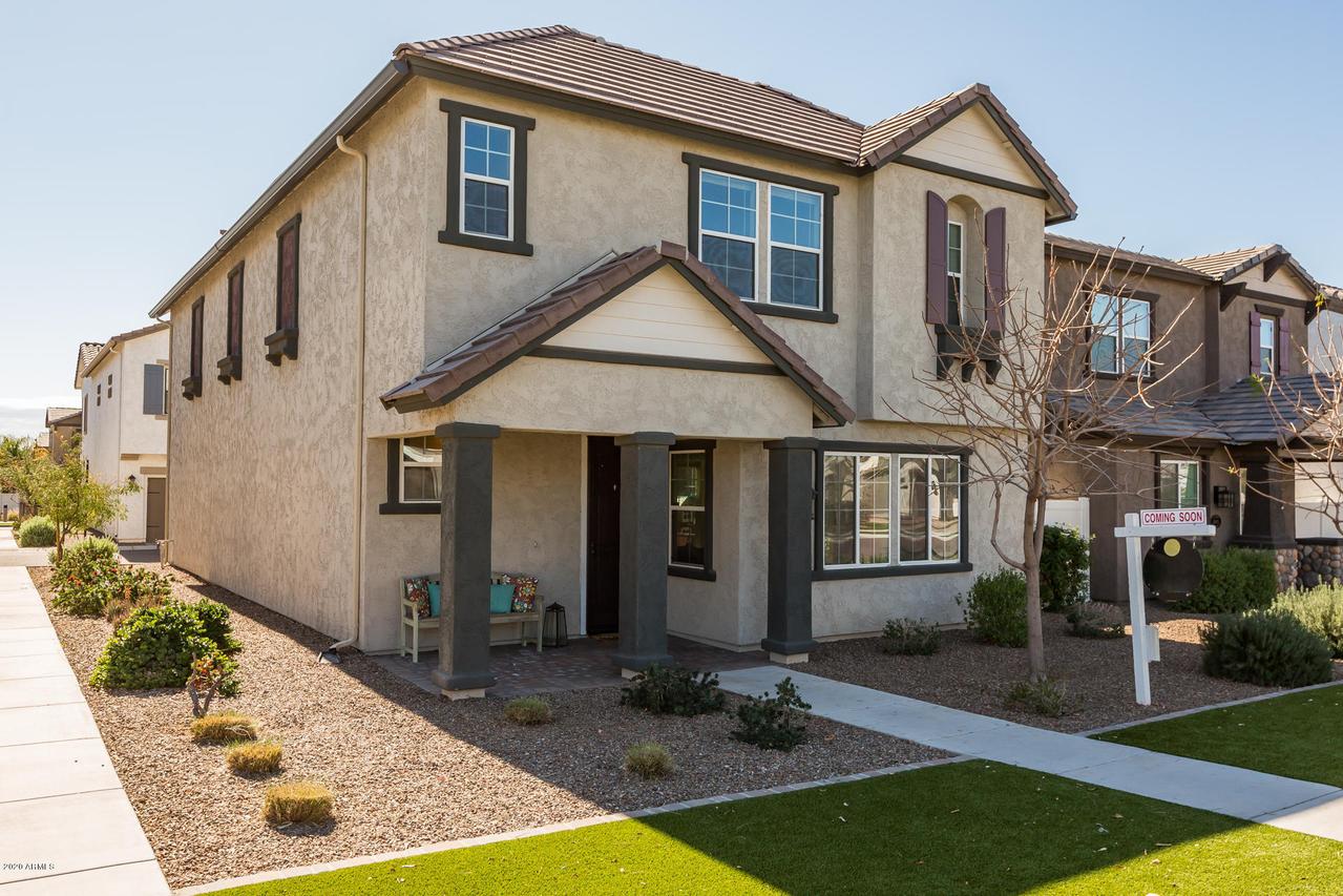 10463 E Natal Ave., Mesa, AZ 85209
