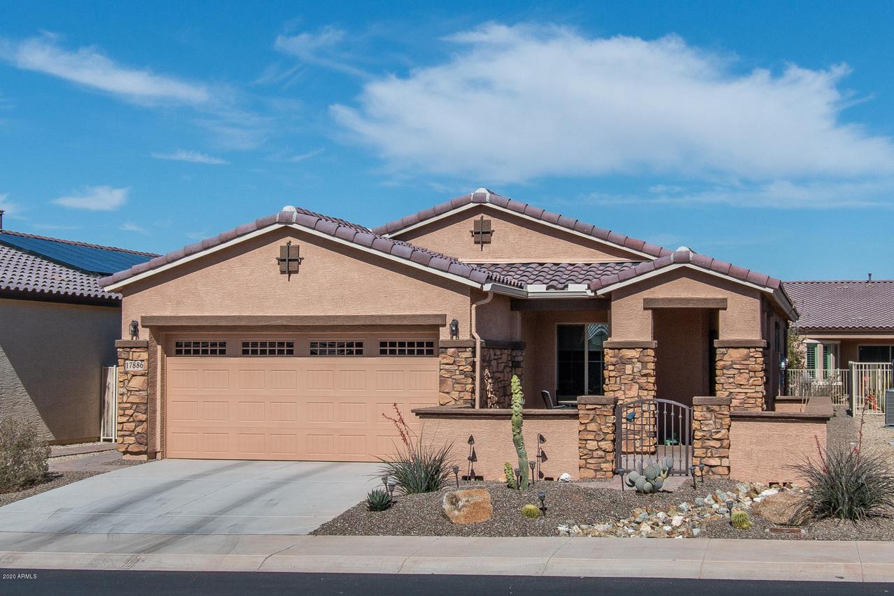 17886 W Silver Fox Way, Goodyear, AZ 85338