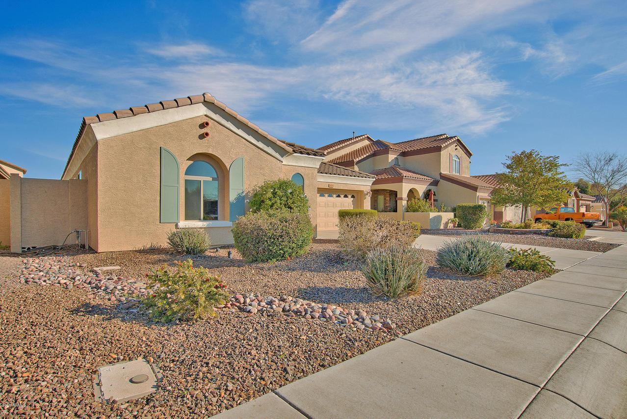 2064 E Locust Dr., Chandler, AZ 85286