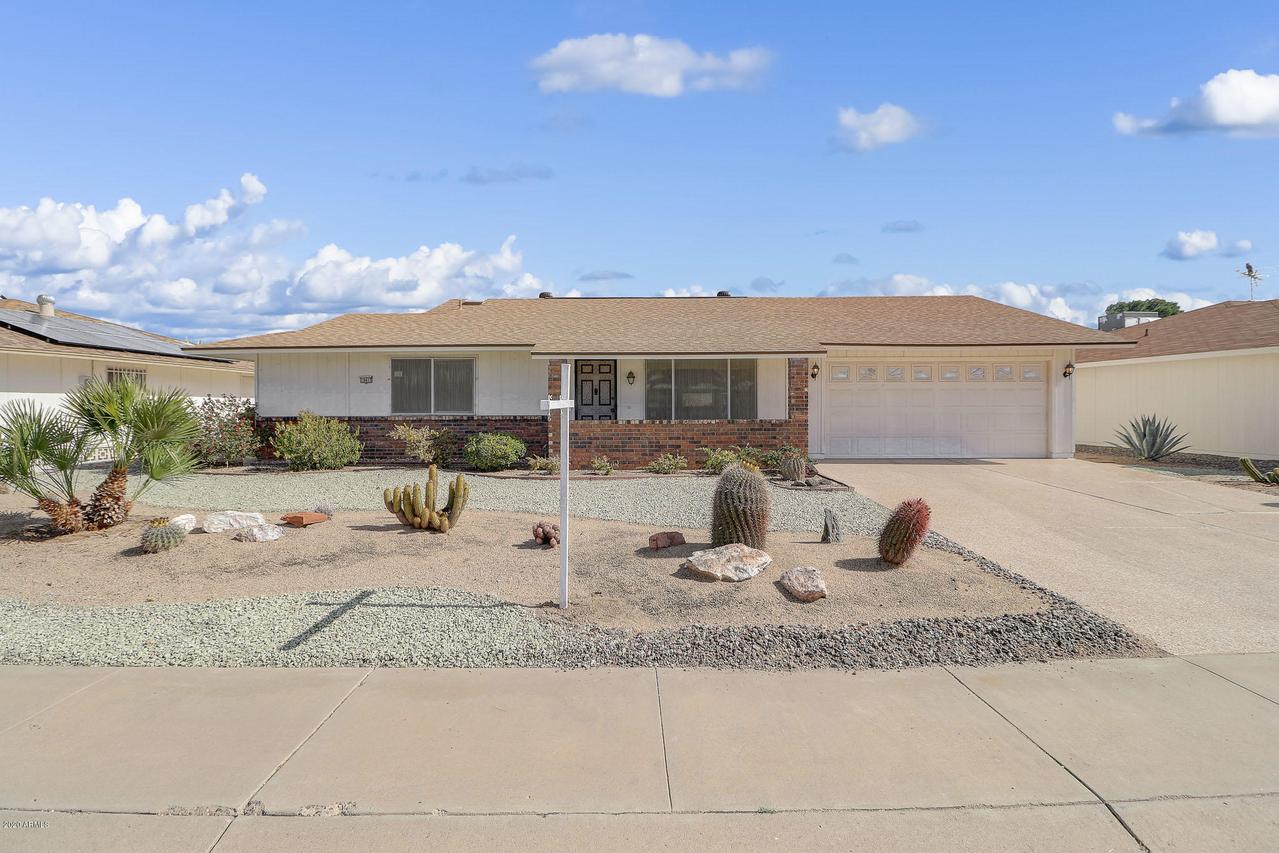 19417 N Willow Creek Cir., Sun City, AZ 85373