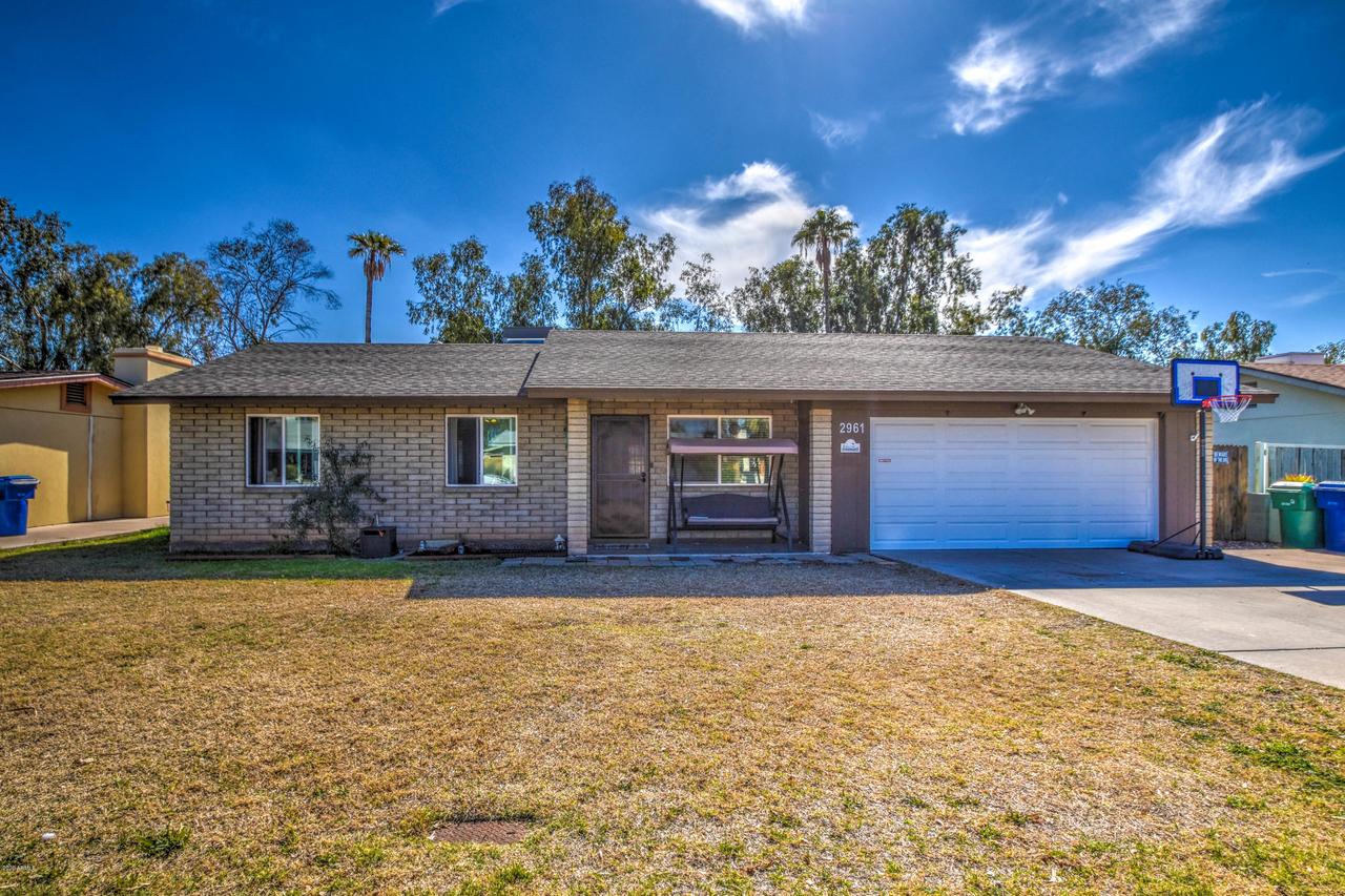 2961 E Caballero St., Mesa, AZ 85213