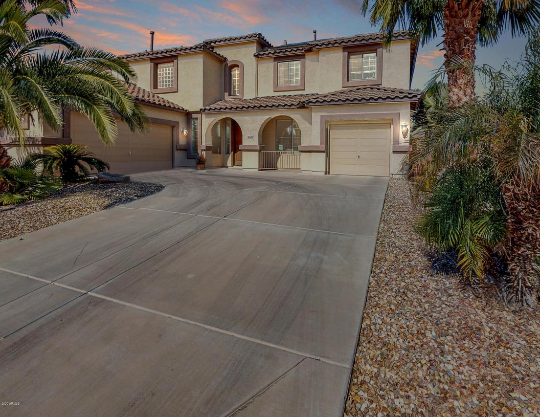 18470 W Saguaro Ln., Surprise, AZ 85388