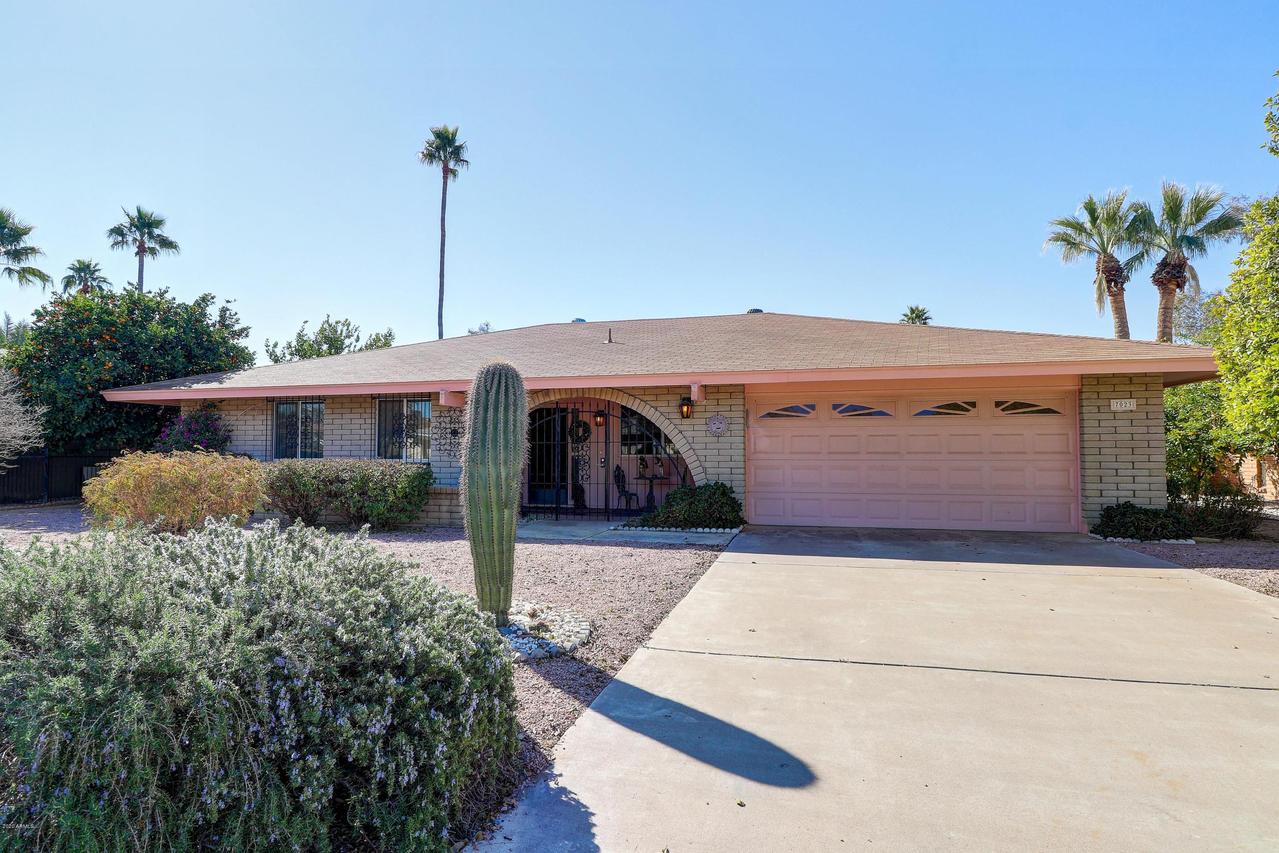 7023 E Colonial Club Dr., Mesa, AZ 85208
