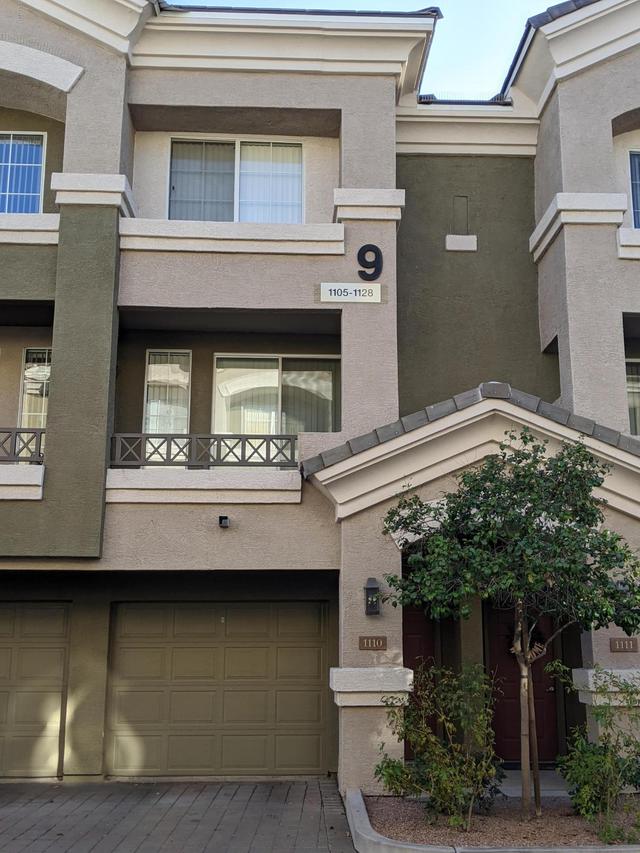 4455 E Paradise Village Pkwy. #1110, Phoenix, AZ 85032