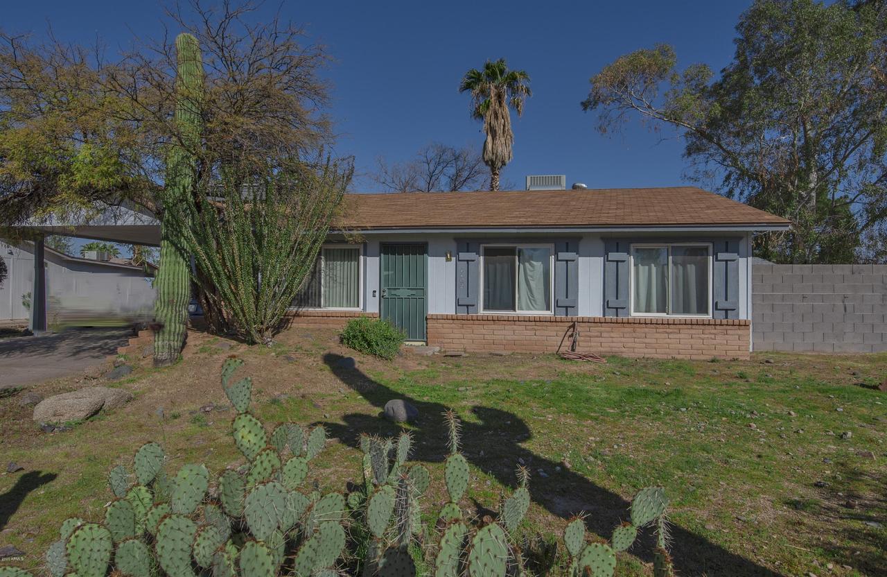 1102 W Montoya Ln., Phoenix, AZ 85027