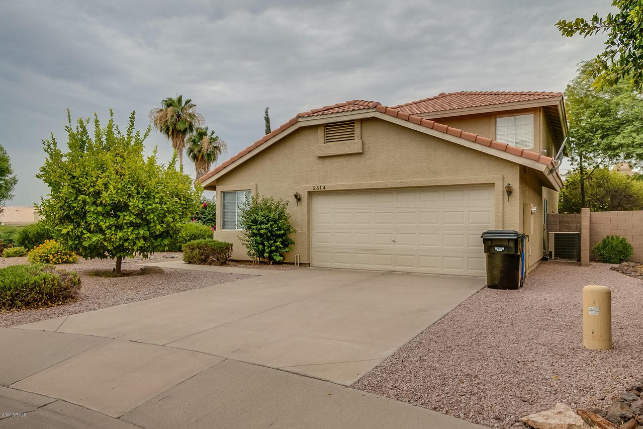 2614 N Saffron Cir., Mesa, AZ 85215