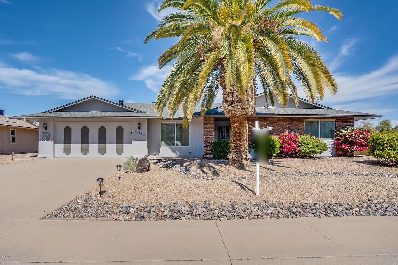 10122 W Pine Springs Dr., Sun City, AZ 85373