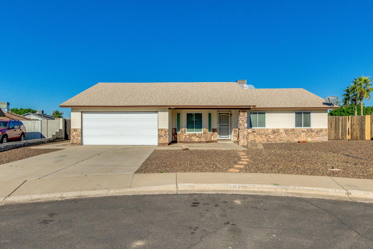 1712 N Parkridge Cir., Mesa, AZ 85205