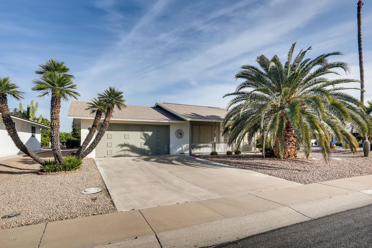 18609 N 104th Dr., Sun City, AZ 85373