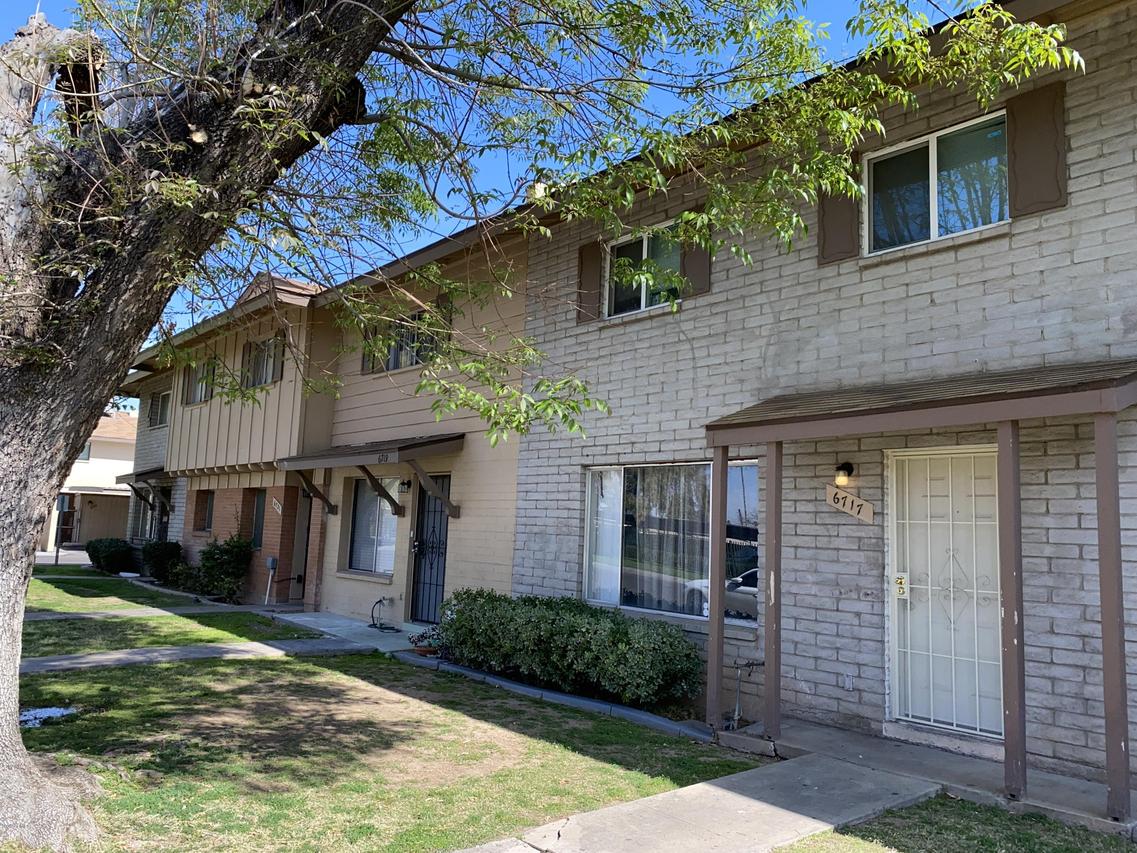 6715 N 44th Ave., Glendale, AZ 85301