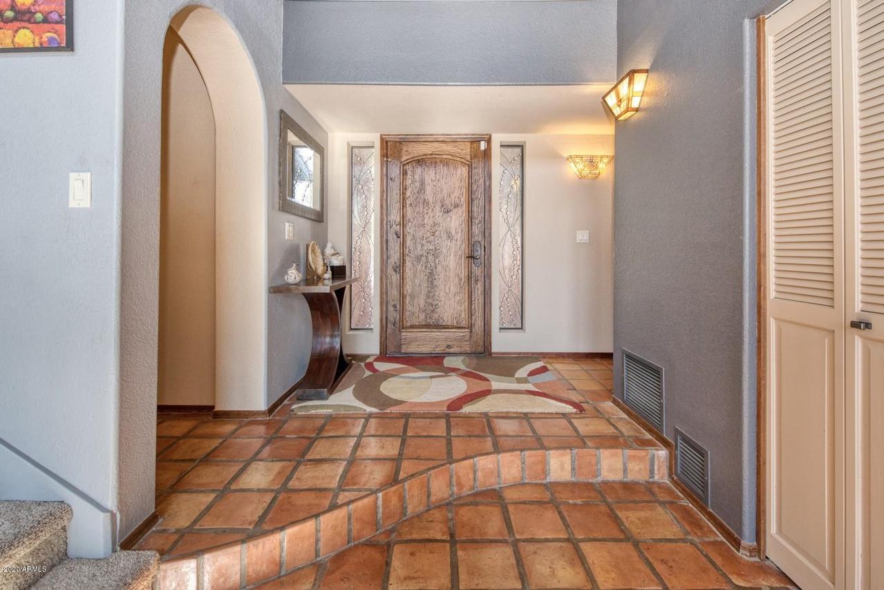 8393 S Dead Bear Draw, Hereford, AZ 85615