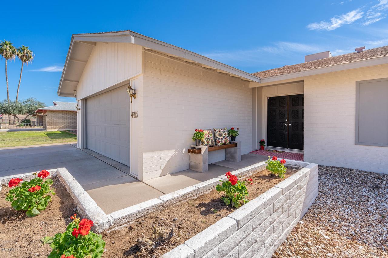 4915 W Vista Ave., Glendale, AZ 85301