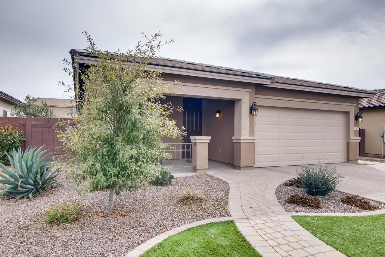 387 W Flame Tree Ave., San Tan Valley, AZ 85140