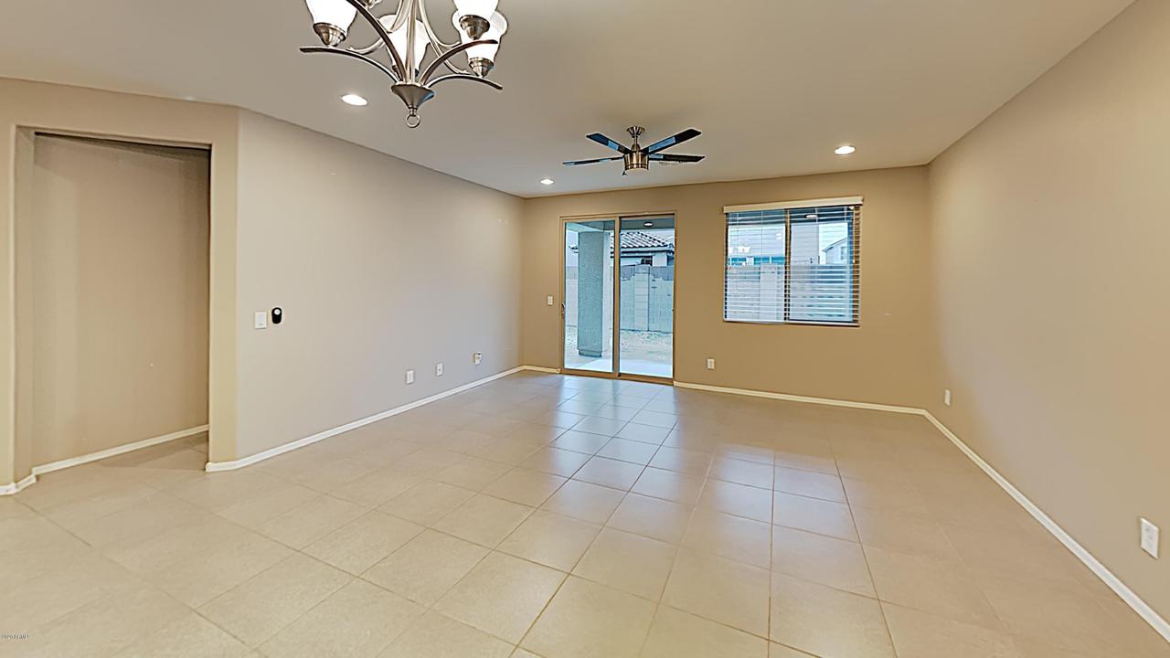 12038 W Hide Tr., Peoria, AZ 85383