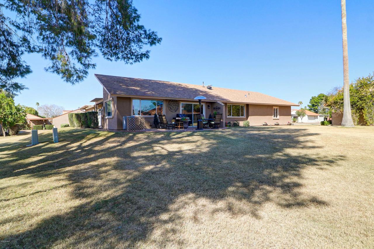 95 Leisure World, Mesa, AZ 85206