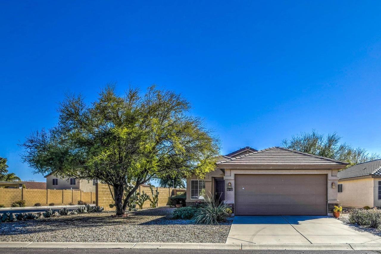 1353 E Saguaro Tr., San Tan Valley, AZ 85143