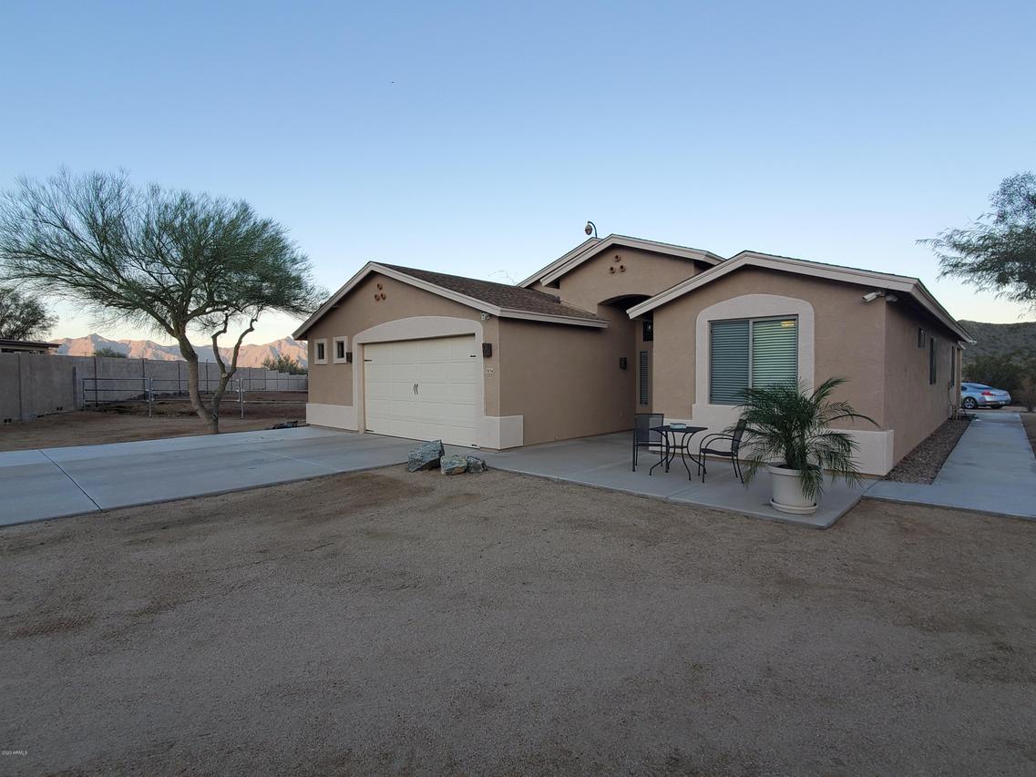 3836 W Carver Rd., Laveen, AZ 85339