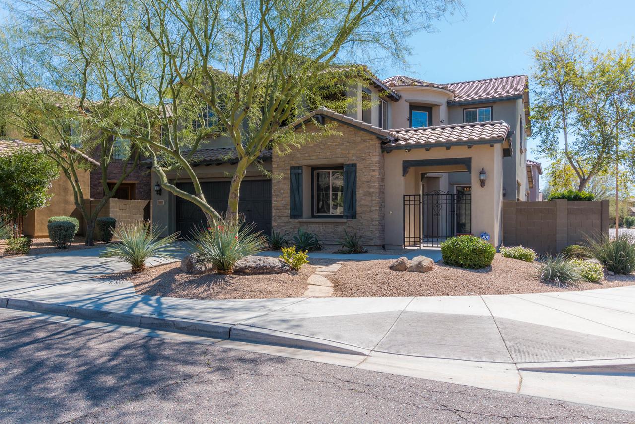 3807 E Quail Ave., Phoenix, AZ 85050