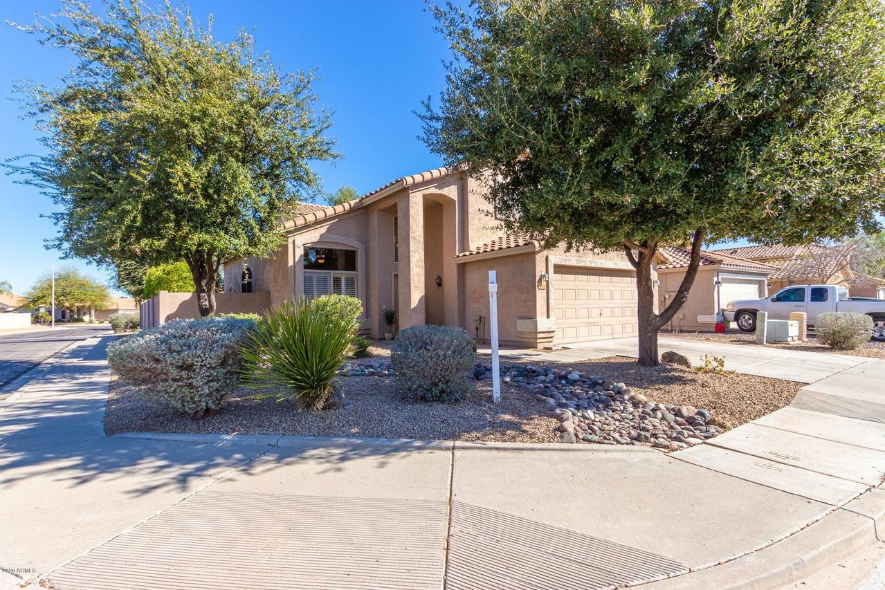 1328 W Kingbird Dr., Chandler, AZ 85286