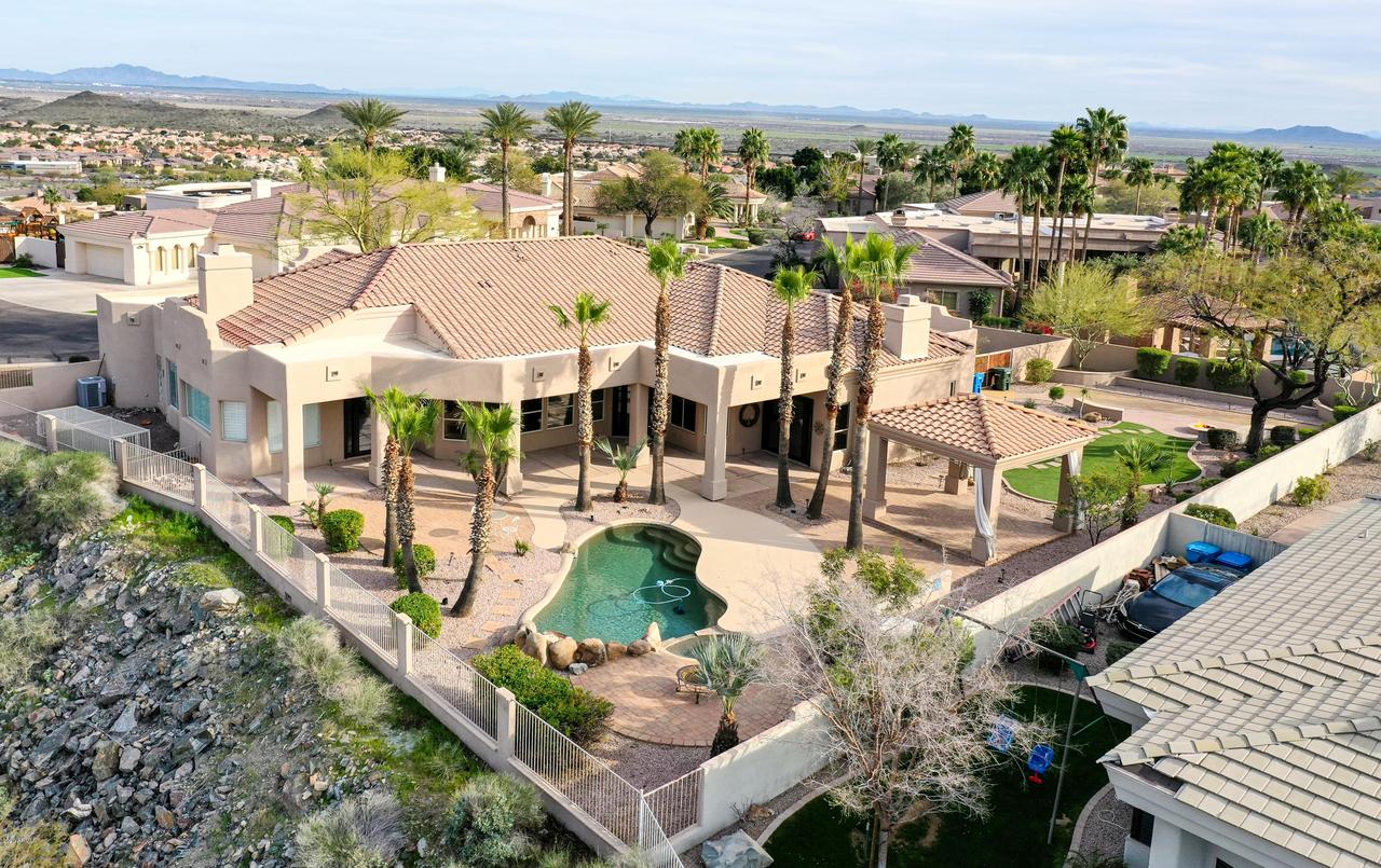 15636 S 7th St., Phoenix, AZ 85048