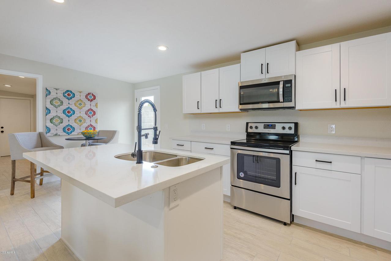 1421 E Moreland St., Phoenix, AZ 85006