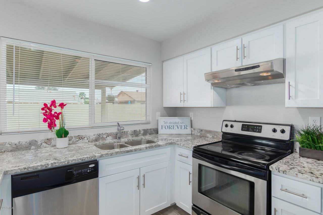 4718 E Carter Dr., Phoenix, AZ 85042