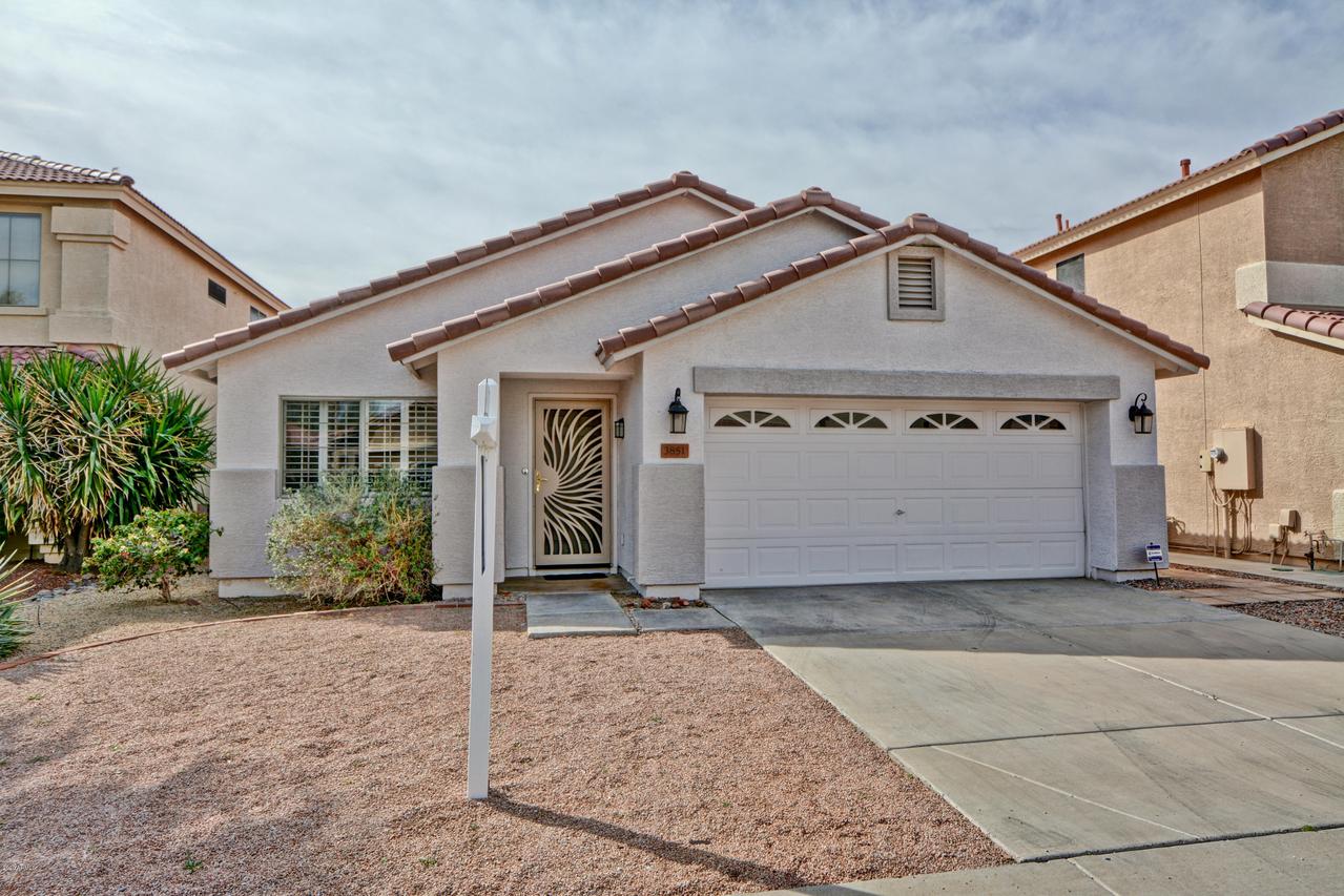 3851 W Villa Linda Dr., Glendale, AZ 85310