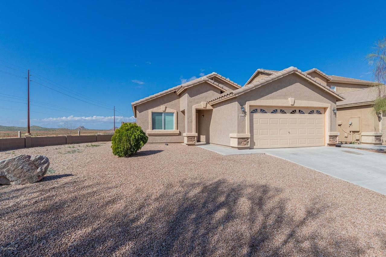 27946 N Gold Ln., San Tan Valley, AZ 85143