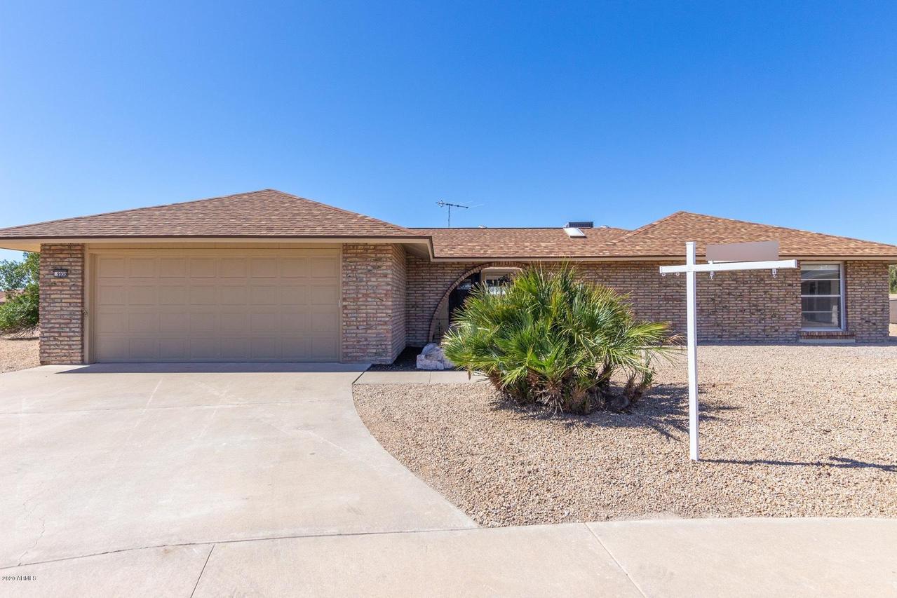 9930 W Willow Creek Cir., Sun City, AZ 85373