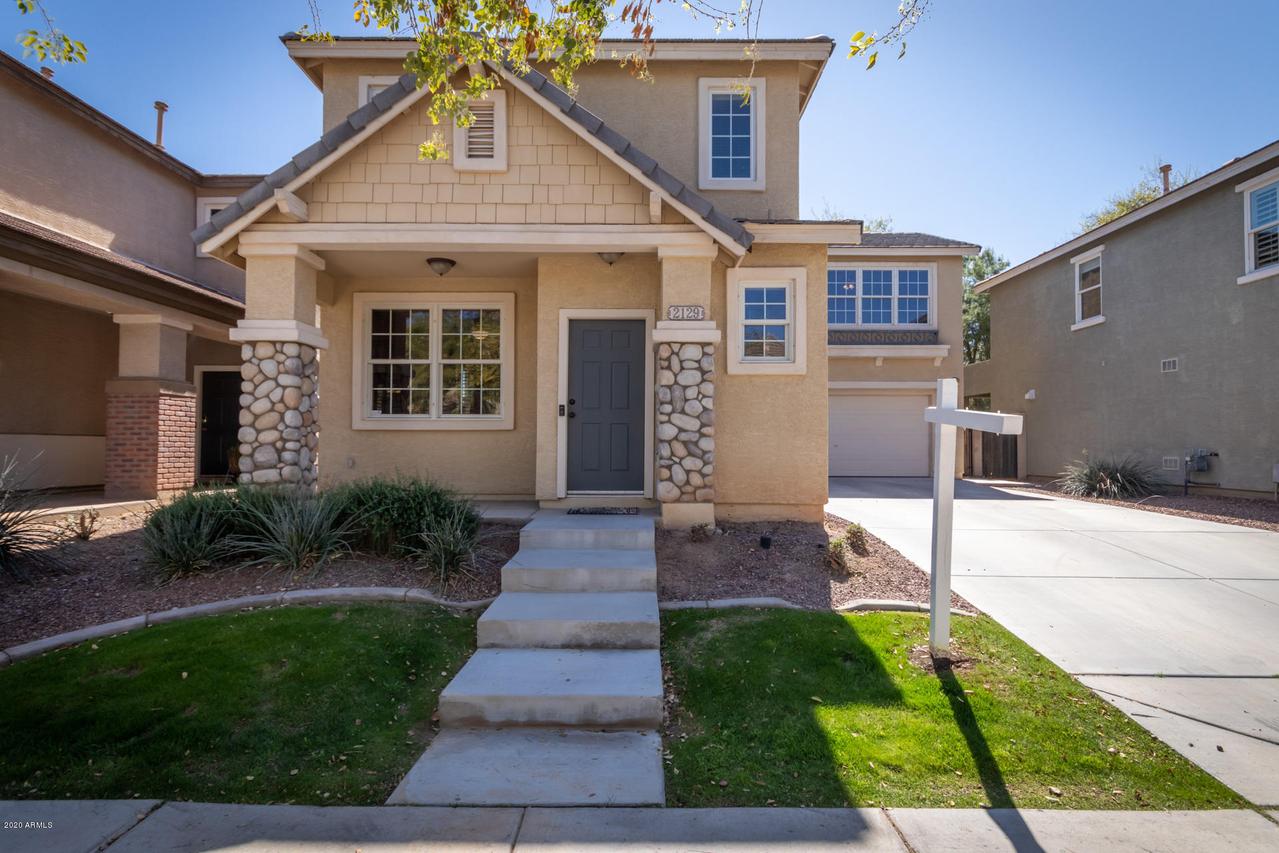 2129 E Sunland Ave., Phoenix, AZ 85040