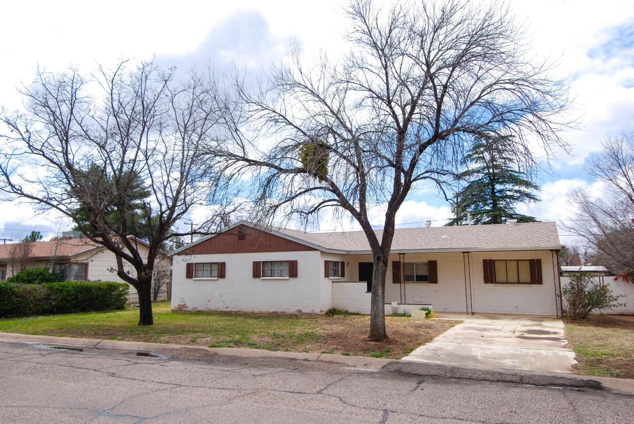 1516 San Antonio Dr., Douglas, AZ 85607