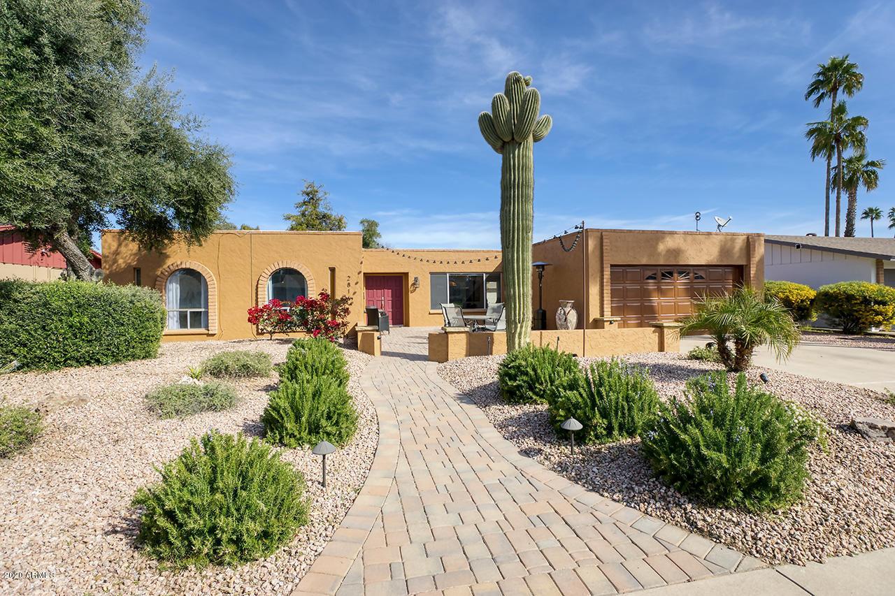 2816 E Laurel Ln., Phoenix, AZ 85028