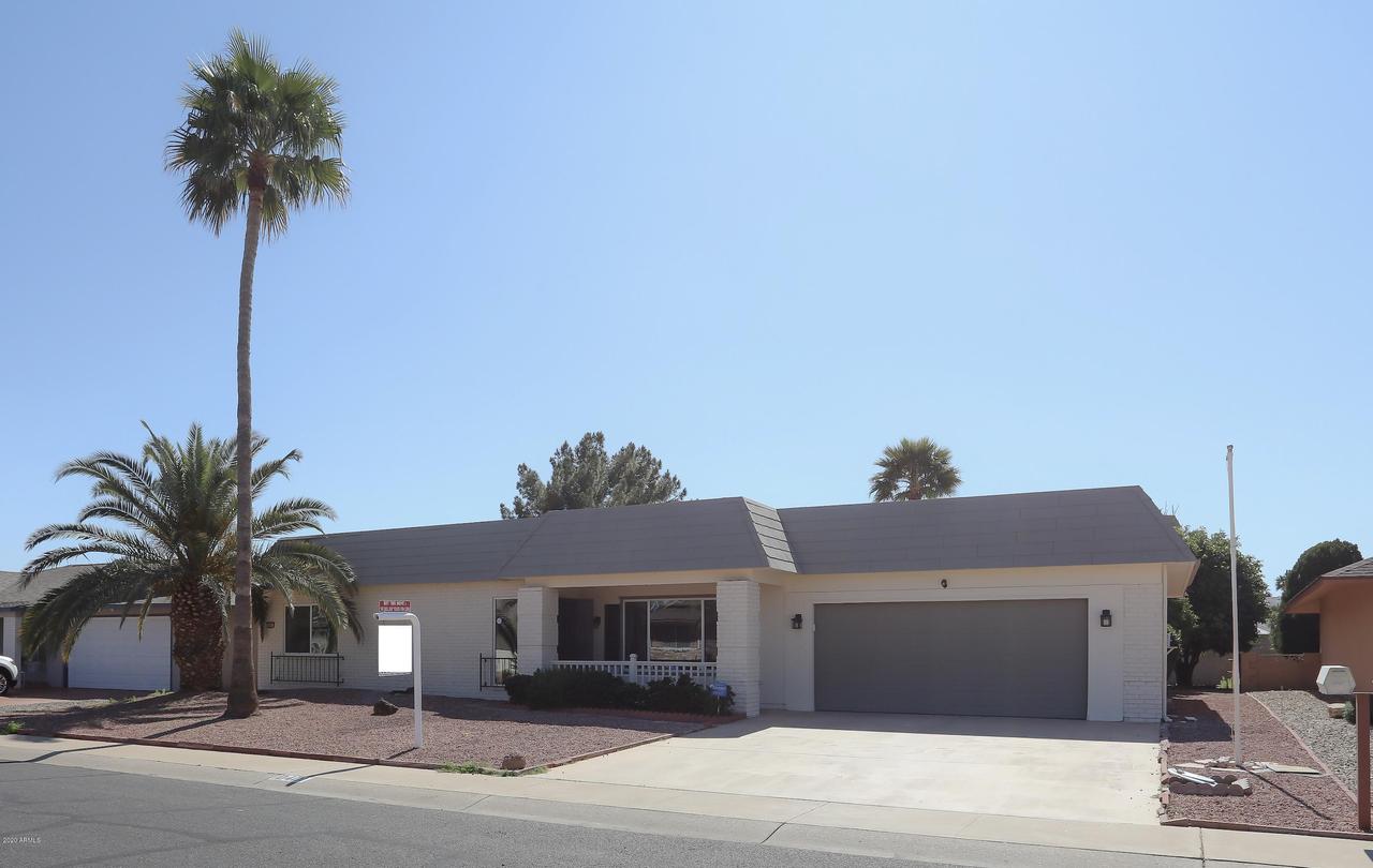 10401 W Concho Cir., Sun City, AZ 85373