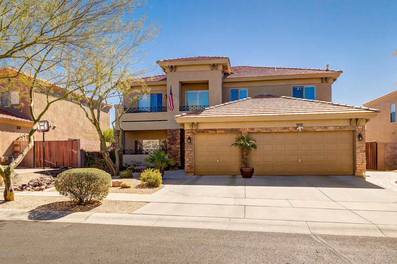 2419 W Yahoo Tr., Phoenix, AZ 85085
