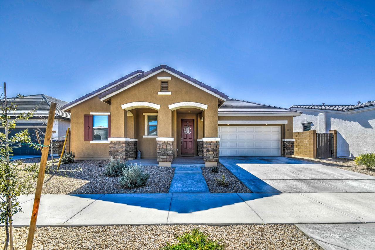 22585 E Via Las Brisas, Queen Creek, AZ 85142