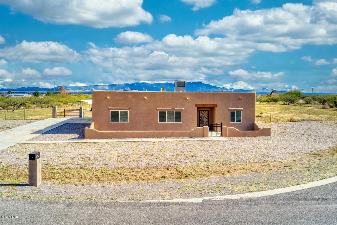 6349 S Kwame Dr., Hereford, AZ 85615