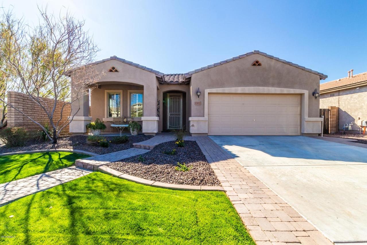 13193 W Chaparosa Way, Peoria, AZ 85383