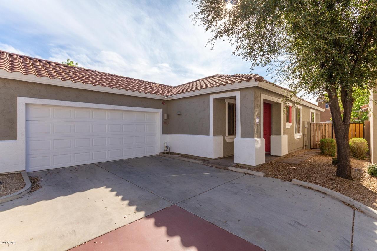 941 E Redondo Dr., Gilbert, AZ 85296