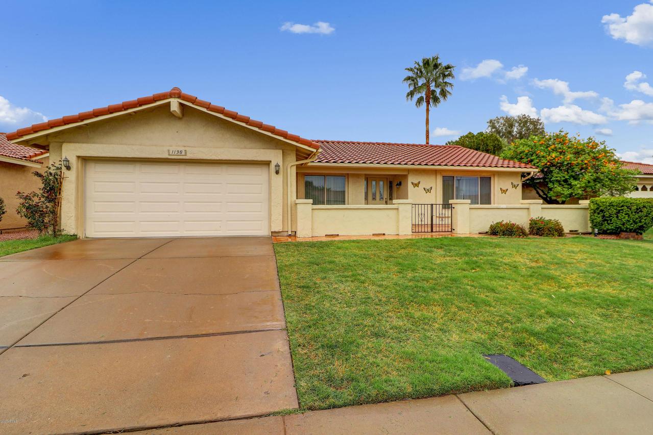 1138 Leisure World, Mesa, AZ 85206