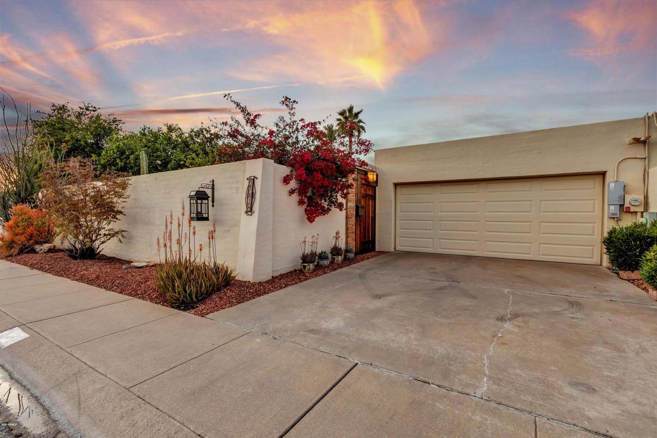 2078 E Balboa Dr., Tempe, AZ 85282