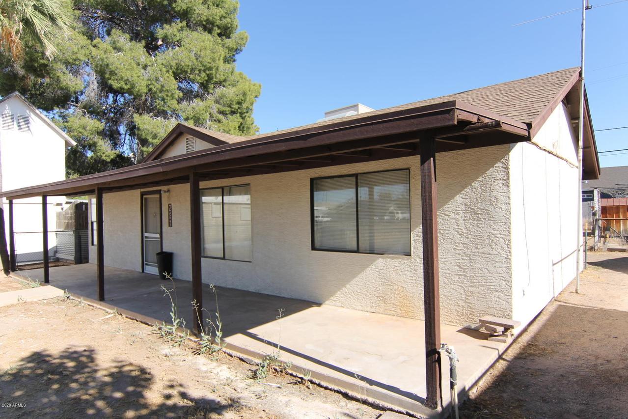 261 W Lindbergh Ave., Coolidge, AZ 85128