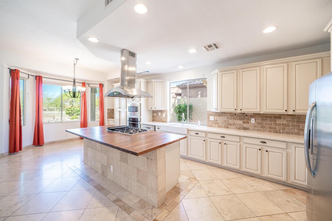 1427 W Saltsage Dr., Phoenix, AZ 85045